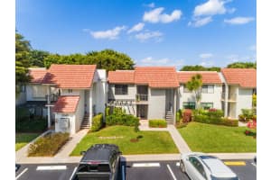 5540 Fairway Park Dr, Boynton Beach, FL 33437, Sold 08/31/21