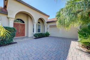 831 SW Vineland Ct, Port St. Lucie, FL 34986, Sold 06/01/21