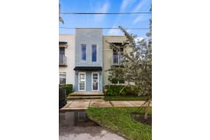 400 NE 35th Ct, Oakland Park, FL 33334, Sold 07/29/21