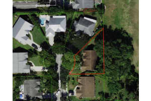 717 Golf Ct, Delray Beach, FL 33445, Sold 03/22/21