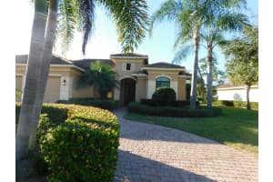 3274 NW Stoney Creek Ave, Jensen Beach, FL 34957, Sold 04/09/21