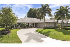 3661 SE Fairway W, Stuart, FL 34997, Sold 03/29/21