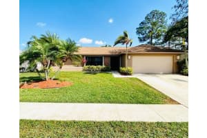 137 Parkwood Dr, Royal Palm Beach, FL 33411, Sold 05/25/21