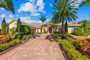 6820 SE Pierre Cir, Stuart, FL 34997, Sold 04/15/21