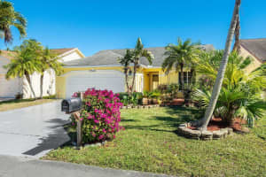 2740 Foxhall Dr E, West Palm Beach, FL 33417, Sold 04/19/21