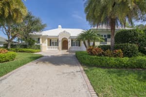 MLS# R10690154, Vero Beach, Florida 32963