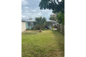 1147 NW 13th St, Stuart, FL 34994, Sold 04/15/21