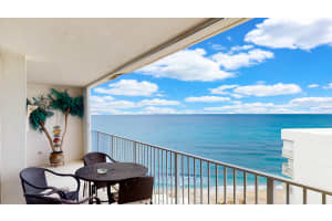 3590 S Ocean Blvd, South Palm Beach, FL 33480, Sold 06/04/21