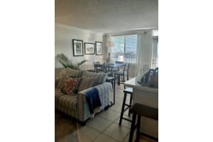 104 Paradise Harbour Blvd, North Palm Beach, FL 33408, Sold 03/01/21