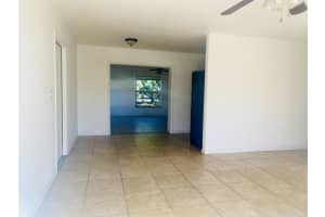 2614 2nd St SW, Vero Beach, FL 32962, Sold 05/21/21