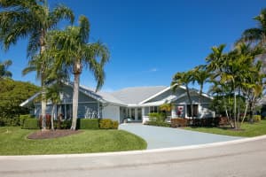 10341 SE Jupiter Narrows Dr, Hobe Sound, FL 33455, Sold 04/09/21