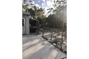 467 Seminole Dr, Lake Worth, FL 33462, Sold 02/18/21