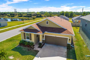 5650 NW Pine Trail Cir, Port St. Lucie, FL 34983, Sold 04/16/21