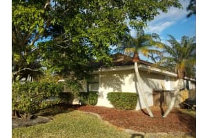 955 SW Sand Oak Dr, Palm City, FL 34990, Sold 04/12/21