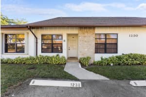 1230 Parkside Green Dr, Greenacres, FL 33415, Sold 03/19/21