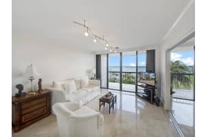 3250 S Ocean Blvd #407s, Palm Beach, FL 33480, Sold 03/30/21