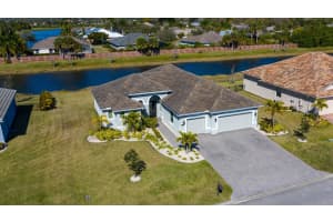 4761 Four Lakes Cir SW, Vero Beach, FL 32968, Sold 08/20/21