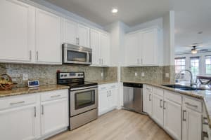 290 NE 5th Ave, Delray Beach, FL 33483, Sold 04/30/21