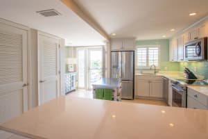 44 Yacht Club Dr, North Palm Beach, FL 33408, Sold 02/25/21
