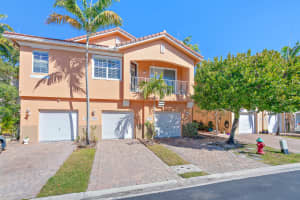 1721 Terracotta Dr, Riviera Beach, FL 33404, Sold 04/23/21