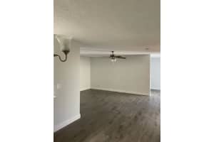 5135 Mirror Lakes Blvd, Boynton Beach, FL 33472, Sold 04/27/21