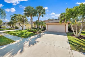 4986 SE Devenwood Way, Stuart, FL 34997, Sold 03/24/21
