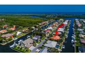 8896 SE Harbor Island Way, Hobe Sound, FL 33455, Sold 03/18/21