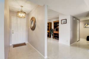 10263 N Circle Lake Dr, Boynton Beach, FL 33437, Sold 03/29/21