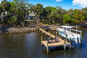 6609 SW Silver Wolf Dr, Palm City, FL 34990, Sold 04/06/21