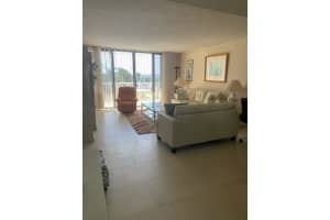 2860 S Ocean Blvd, Palm Beach, FL 33480, Sold 05/11/21