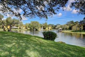 812 SW 9th St Cir, Boca Raton, FL 33486, Sold 04/02/21