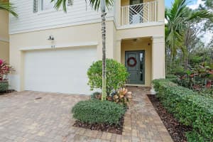 1012 Piccadilly St, Palm Beach Gardens, FL 33418, Sold 03/15/21