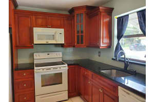 417 SW Natura Ave, Deerfield Beach, FL 33441, Sold 05/10/21