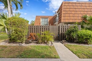 2173 White Pine Cir, Greenacres, FL 33415, Sold 04/30/21