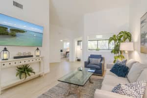 202 Sea Oats Dr, Juno Beach, FL 33408, Sold 05/03/21