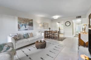 108 Waterway Dr S, Lantana, FL 33462, Sold 07/09/21