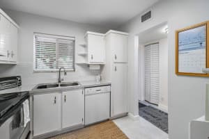 108 Waterway Dr S, Lantana, FL 33462, Sold 07/09/21