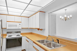 1825 Tarpon Ln, Vero Beach, FL 32960, Sold 05/28/21