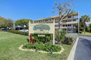 555 Banyan Tree Ln, Delray Beach, FL 33483, Sold 03/17/21