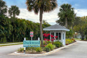 6830 SE Lillian Ct, Stuart, FL 34997, Sold 04/21/21