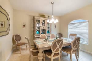 321 Lexington Ave SW, Vero Beach, FL 32962, Sold 04/08/21