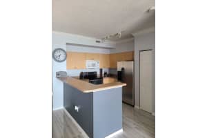 616 Clearwater Park Rd, West Palm Beach, FL 33401, Sold 04/15/21