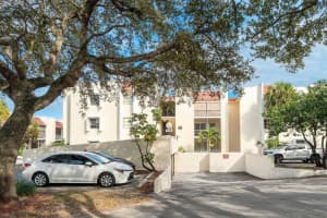 618 NW 13th St, Boca Raton, FL 33486, Sold 03/22/21