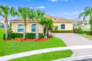 3033 Strada Court, Royal Palm Beach, FL 33411, Sold 03/31/21