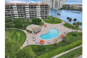 859 Jeffery St, Boca Raton, FL 33487, Sold 04/23/21