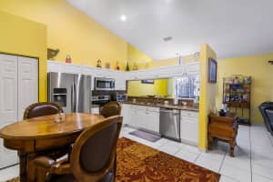 2860 E Aragon Blvd, Sunrise, FL 33313, Sold 04/16/21