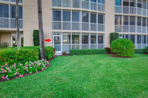 3224 S Ocean Blvd, Highland Beach, FL 33487, Sold 06/14/21