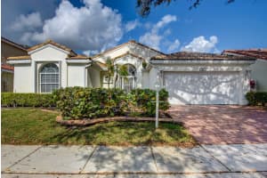 107 Siena Oaks Cir W, Palm Beach Gardens, FL 33410, Sold 03/26/21
