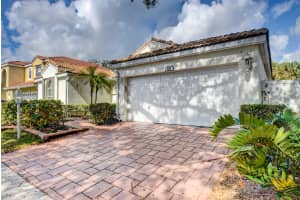 107 Siena Oaks Cir W, Palm Beach Gardens, FL 33410, Sold 03/26/21