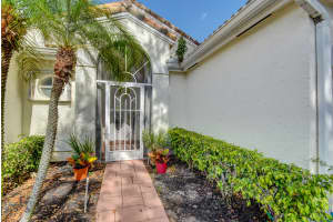 107 Siena Oaks Cir W, Palm Beach Gardens, FL 33410, Sold 03/26/21